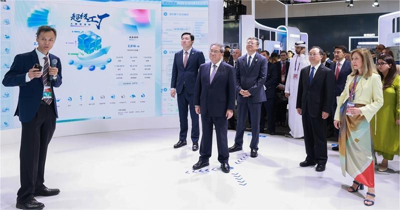 李强出席2025世界人工智能大会暨人工智能全球治理高级别会议开幕式并致辞