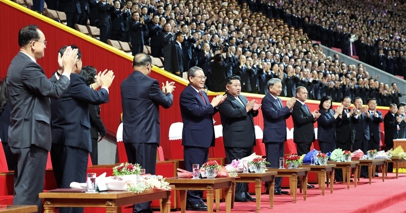 李强出席朝鲜劳动党建党80周年庆祝活动